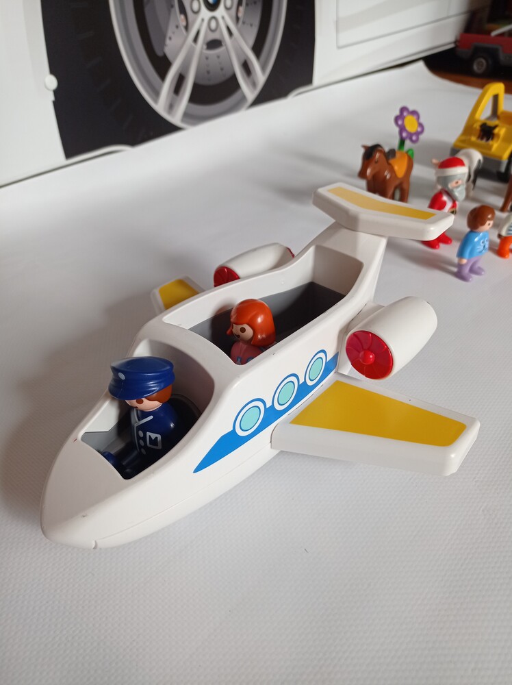 Playmobil пассажирский самолет 6780 фото №1