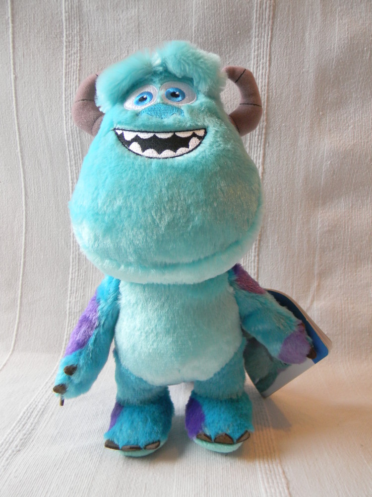 Monsters inc toy. Корпорация монстров Салл. Салли Корпорация. Салли из корпорации монстров. Салли игрушка Корпорация монстров.