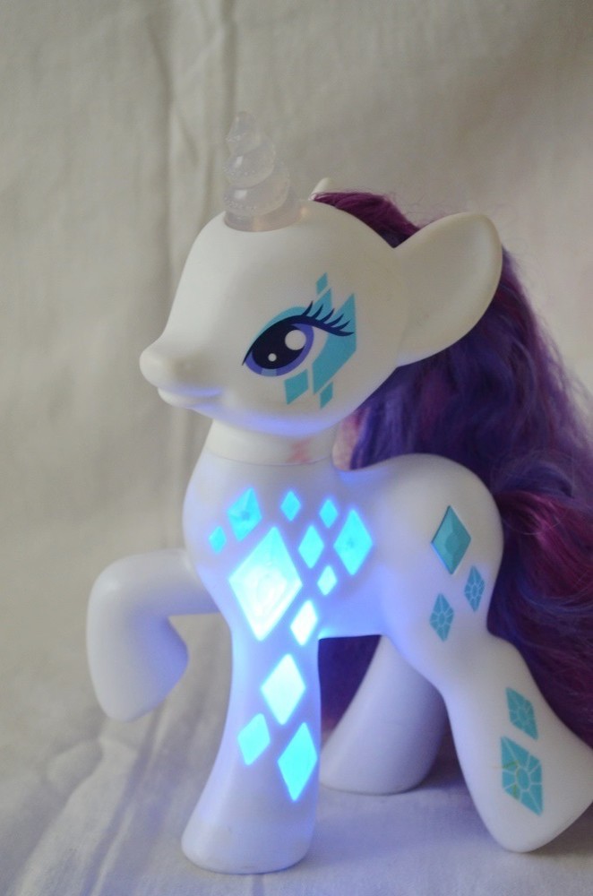 My little pony glamour glow sales rarity