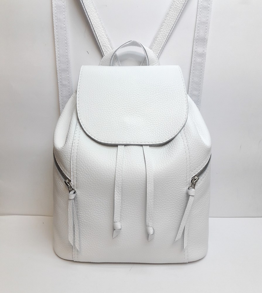 Белый кожаный рюкзак
