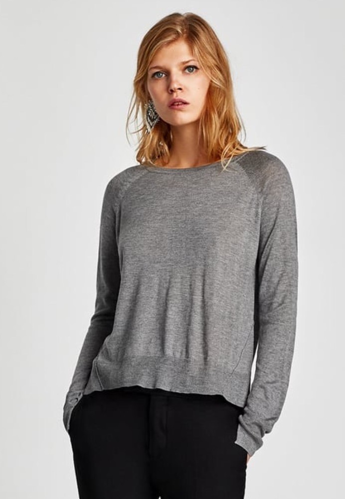 Серый пуловер