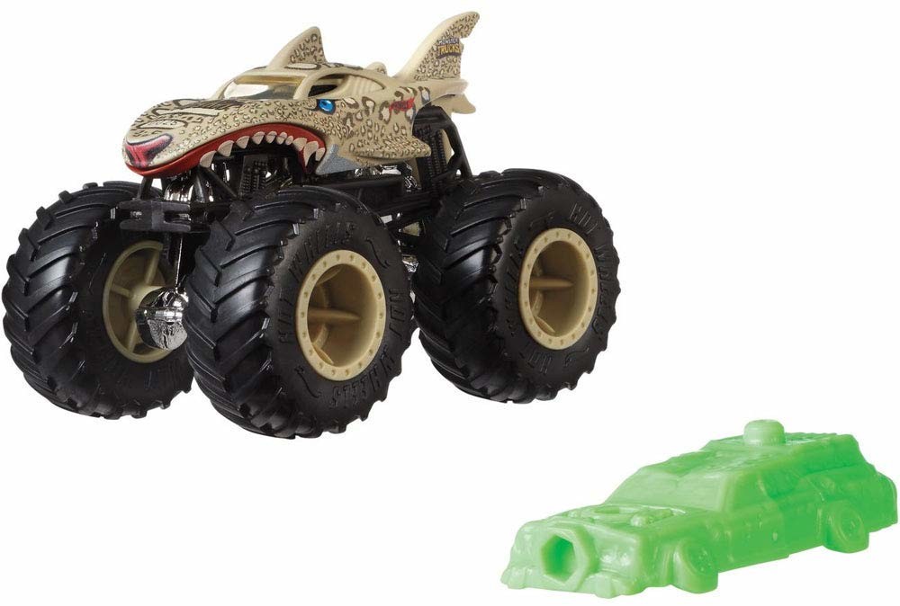 Включи hot wheels monster. Hot Wheels Monster Trucks леопард Шарк. Hot Wheels Monster Truck акула. Машинка hot Wheels Monster Trucks Shark. Машинка hot Wheels Monster Trucks тигровая акула.