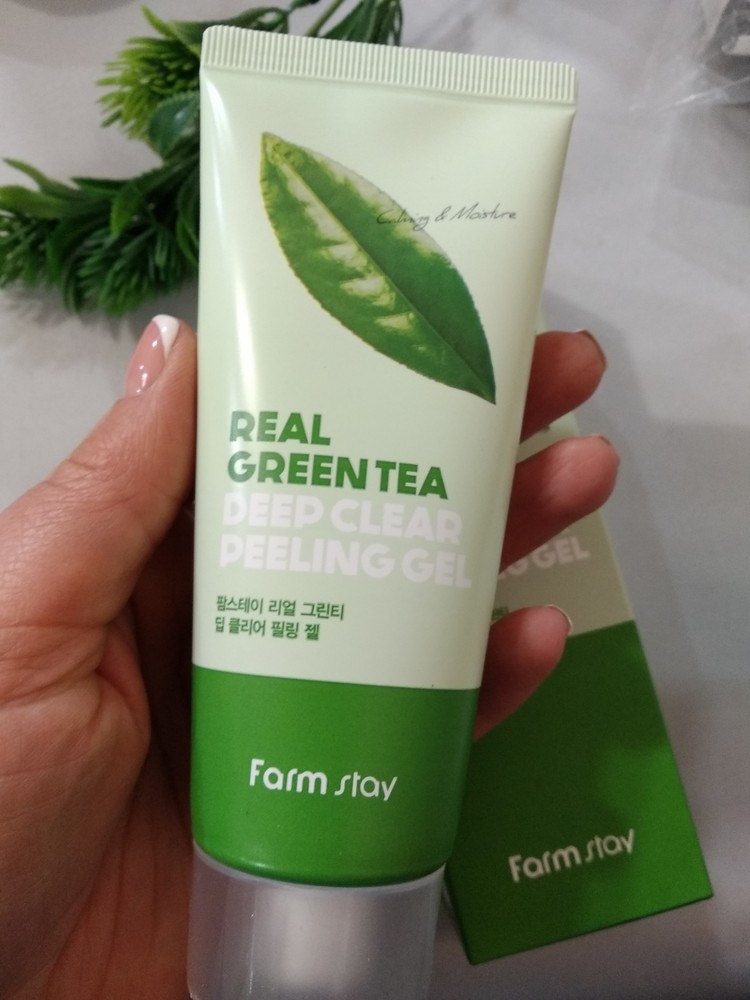 Скатка зеленый чай. Farm stay real Green Tea Deep Clear peeling Gel, 100мл. Real Green Tea Deep Clear peeling Gel. Пилинг скатка Farmstay зеленый чай. Отшелушивающий гель с экстрактом зеленого чая Farmstay real.