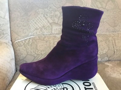 Зимові півчобітки Kelton