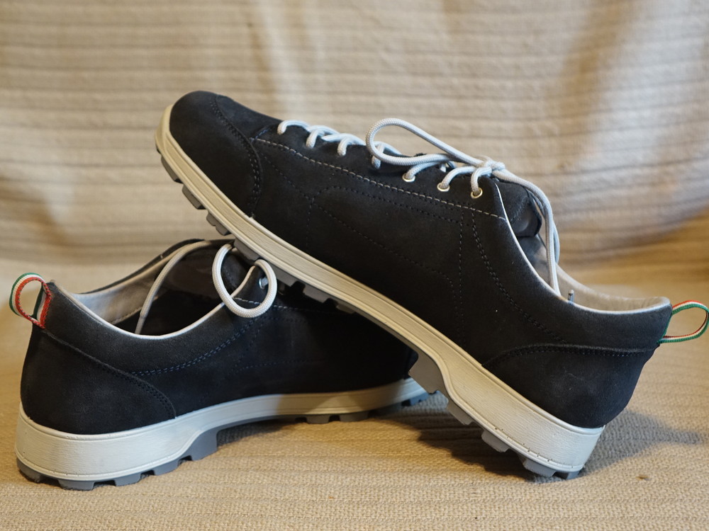 Отличные легкие темно-синие замшевые полуботинки jacalu j-tex италия 45 р.,цена 945 грн - купить Демисезонная обувь бу - Клумба