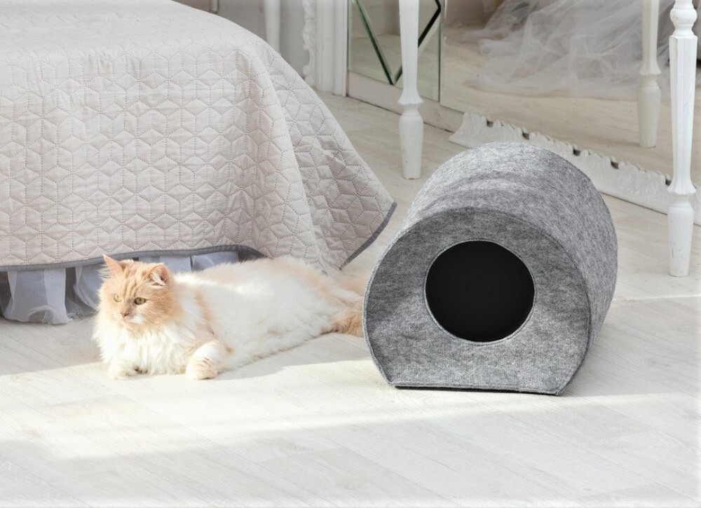 Теплый дом для кота из войлока "цилиндр" серый фото №1