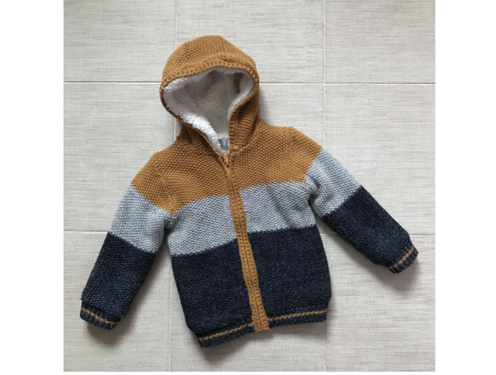 Теплющая толстовка, куртка, кофта капюшоном на меху primark. рост 98 (2-3 года) сост. нового фото №1