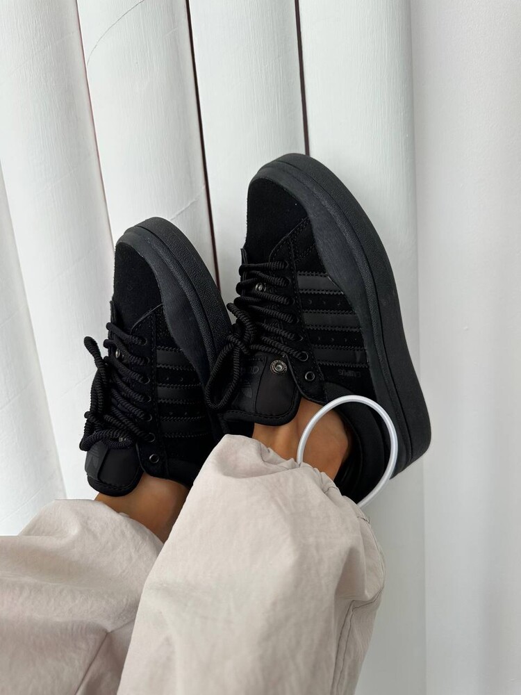 Adidas campus triple black best sale