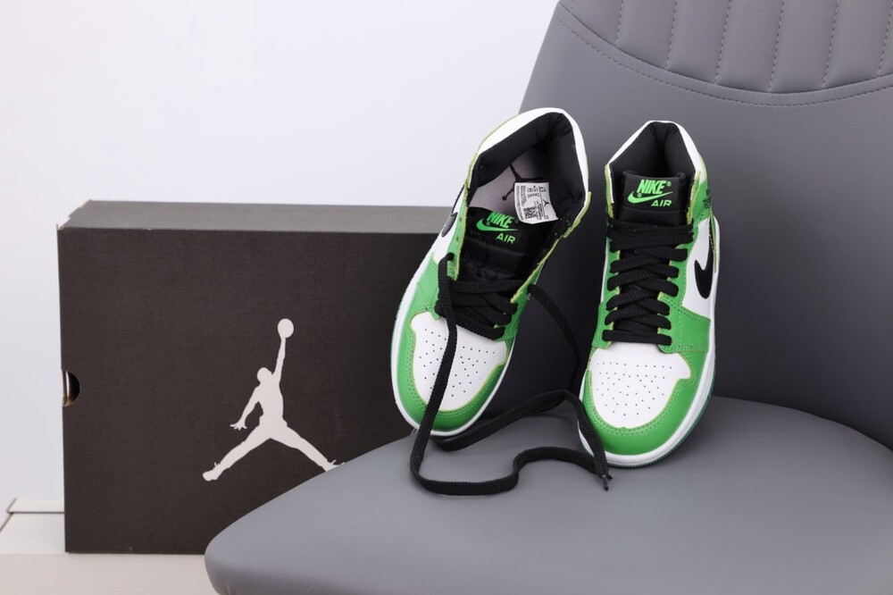 Air jordan 1 green best sale white black