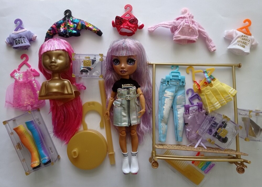 Barbie Modeatelier mit Puppe Студия моды Барби с куклой