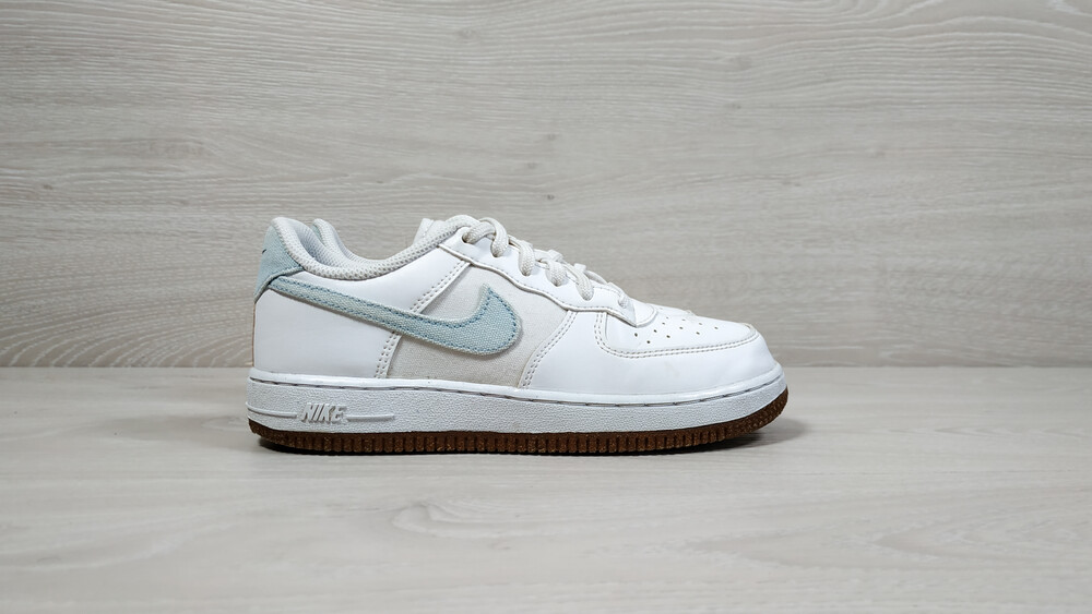 Білі кросівки nike air force оригінал, розмір 35 фото №1
