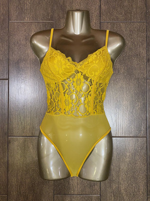 Красивий сексуальний ажурний боді