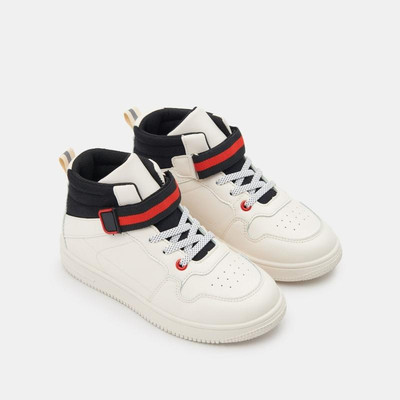 Белые высокие кеды, кроссовки, ботинки