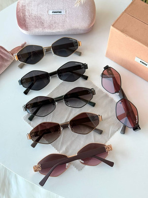 Новинка 2025 Ромби від Бренду Miu Miu Сонцезахисні окуляри