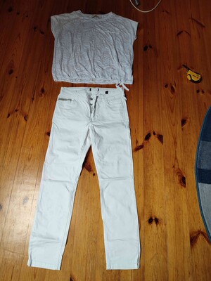 46р джинси білі і футболка