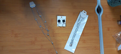 набір прикрас одним лотом